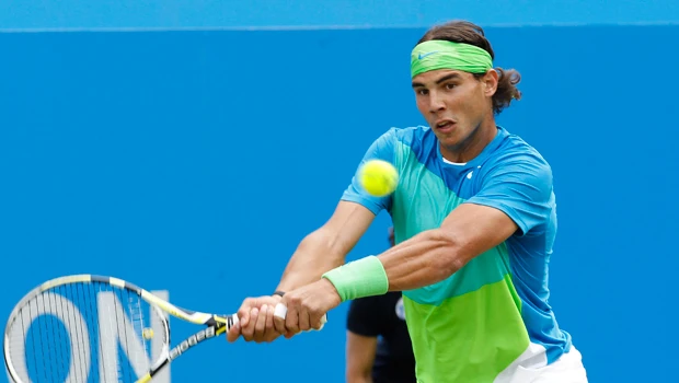 Ruthless Nadal lights up Queen's