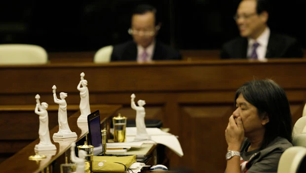 HK deports Tiananmen statue creator