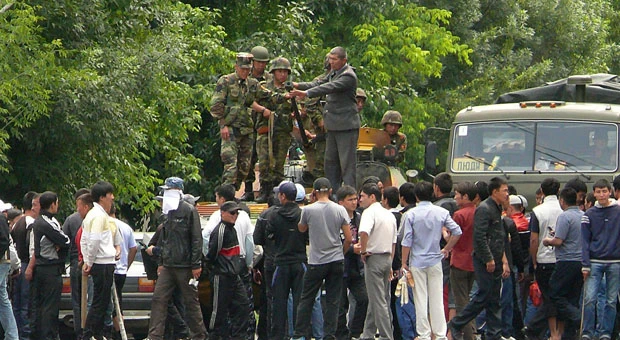 Fresh riots kill 46 in Kyrgyzstan