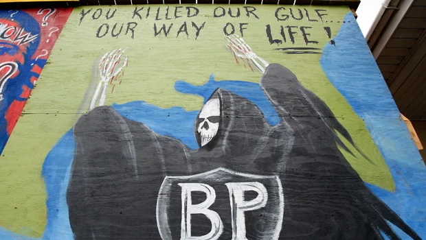 BP CEO’s yacht outing riles Gulf residents
