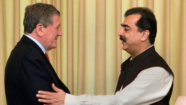 US envoy cautions Pakistan over Iran gas deal