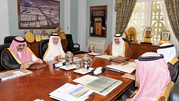 Haj panel discusses Makkah metro