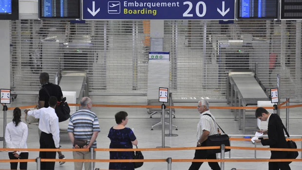 French air traffic controller strike halts flights