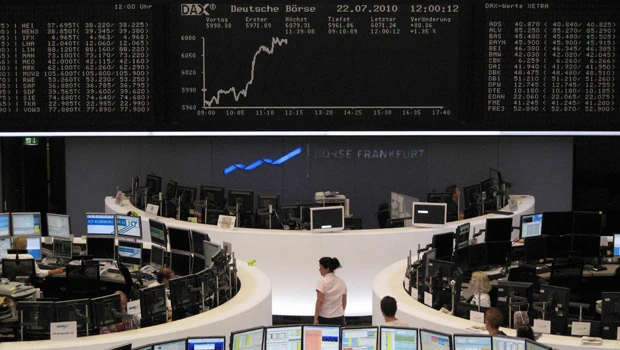 Stocks, euro climb in run-up to stress tests