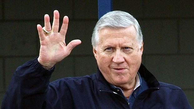 Yankees owner George Steinbrenner dies at 80