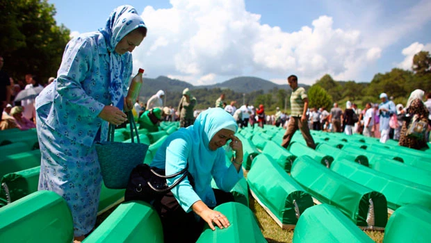 775 coffins: Bosnia marks 1995 Srebrenica massacre