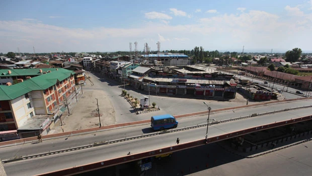 Curfew relaxed in Srinagar