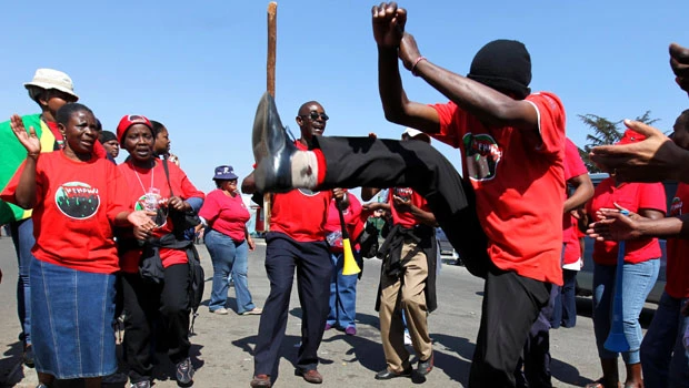 Over a million S. African state workers on strike