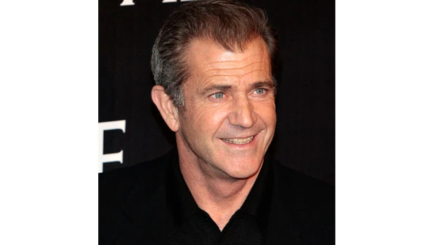 Mel Gibson involved in single car crash in Malibu