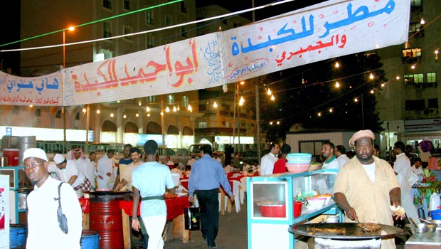 Food vendors in Balad feel the heat