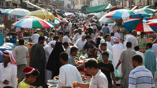 Jeddah streets teeming with shoppers
