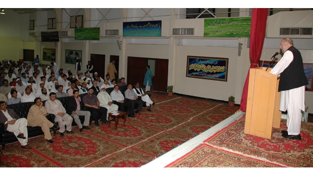 SR200,000 raised for Pak flood victims