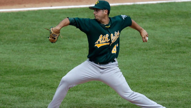 A’s clinch series at Texas, cut AL West gap to 7 1/2