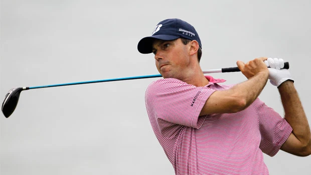 Kuchar leads weather-delayed PGA
