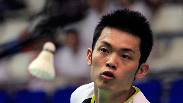 Chong Wei, Lin breeze past rivals