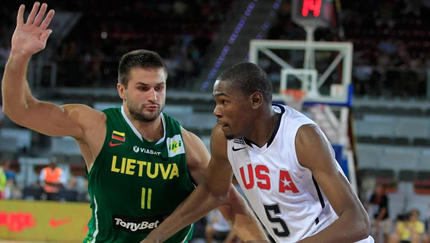 US bucks slow start to beat Lithuania