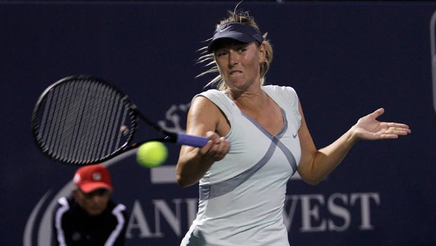 Sharapova sets up Azarenka final at Stanford