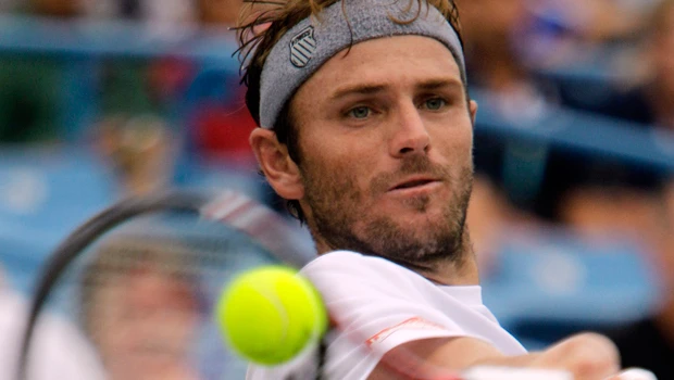 Fish, Federer seal final showdown