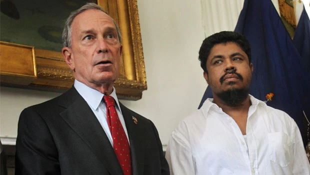 New Yorkers rally in support of Muslim taxi driver