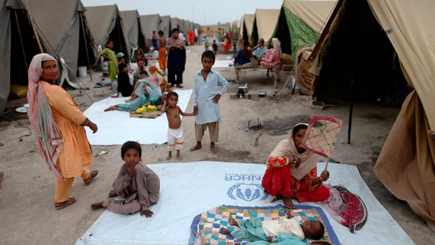 Devastating Pakistan floods finally heading to sea