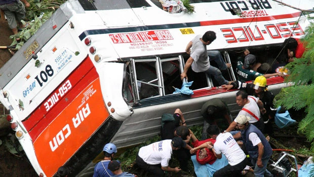 Bus crash in northern Philippines kills 41