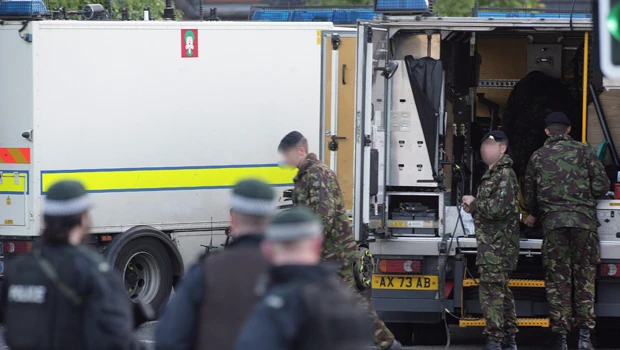 Night of clashes follows blast in N. Ireland town