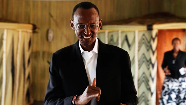 Rwanda votes for president amid crackdown