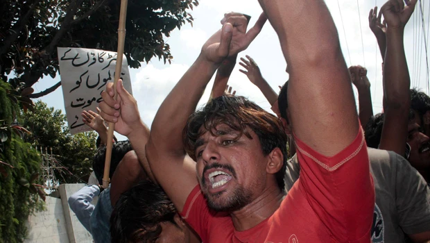 Video of mob killings sparks anguish in Pakistan