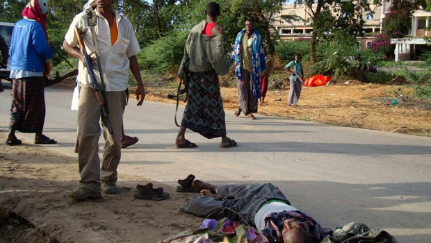 Somalis flee fourth day of violence in Mogadishu