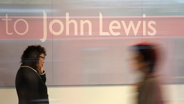 UK retail sales fall for first time since January