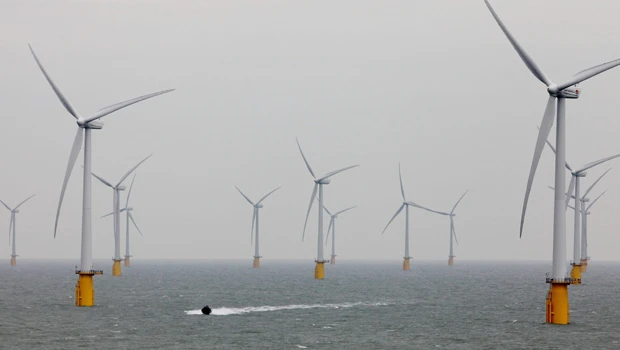 World’s largest wind farm opens off UK coast