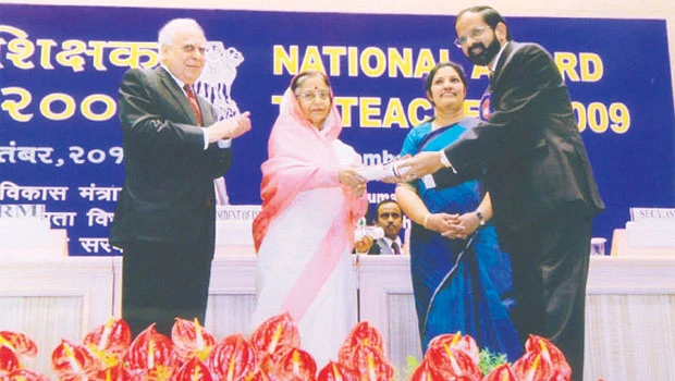 National Award for IISD principal