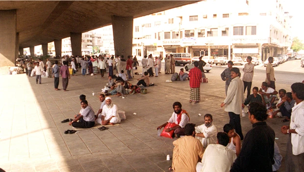 Illegal foreigners get six-month amnesty