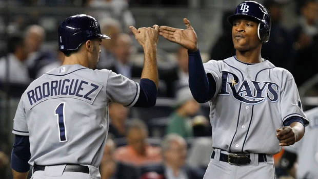 Upton keys Rays' 7-run inning in win over Yanks