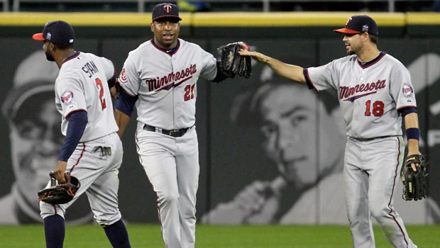 Twins sweep fading White Sox