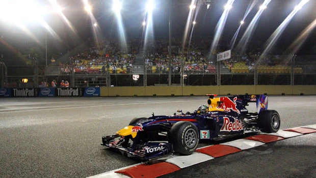 Red Bull duo fastest in Singapore practice