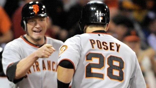 Giants triumph to close in on Padres