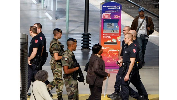 France raises terror security, new threat reported