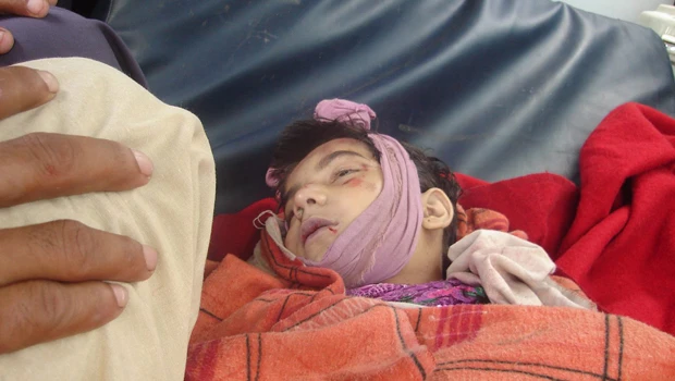 30 kids feared dead in bus crash