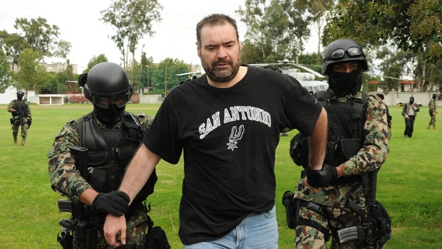 Mexican marines capture top drug lieutenant