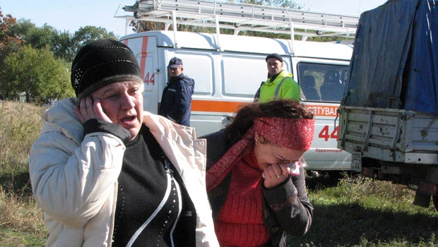 41 die in Ukraine train, bus collision