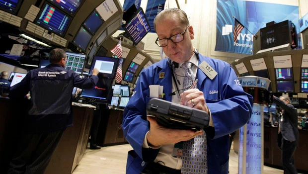 Strong earnings lift world stock markets