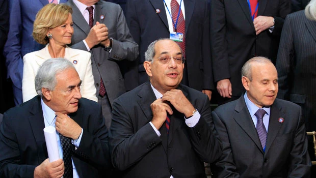 World leaders see bigger IMF crisis-fighting role