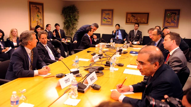 Finance ministers cannot solve currency dispute