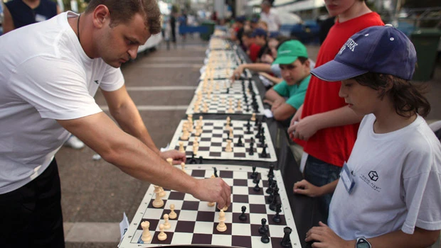 Political pawns: Iran loses chess record to Israel