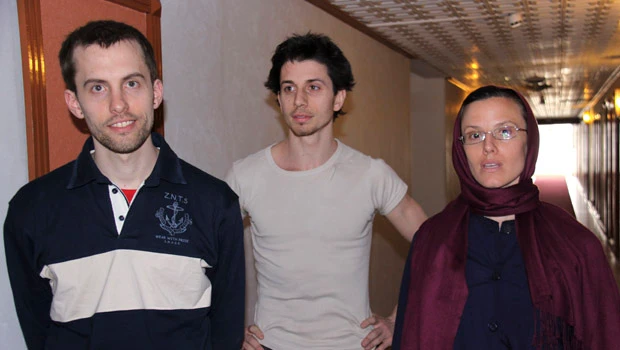 Mom of US hiker jailed in Iran expects Nov. trial