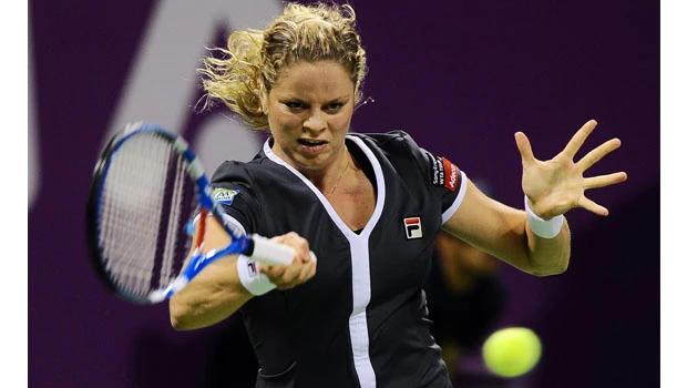 Clijsters through to WTA Championships semis