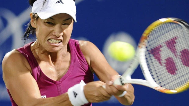 Krumm’s Date with Tanasugarn in final