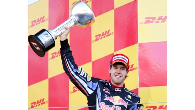 Vettel leads Red Bull 1-2 in Japan