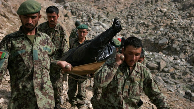 5 bodies found as plane slams into Afghan mountain